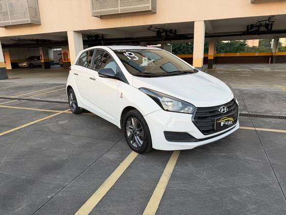 HYUNDAI HB20 1.0 COPA DO MUNDO FIFA 12V FLEX 4P MANUAL HYUNDAI HB20 1.0 COPA DO MUNDO FIFA 12V FLEX 4P MANUAL